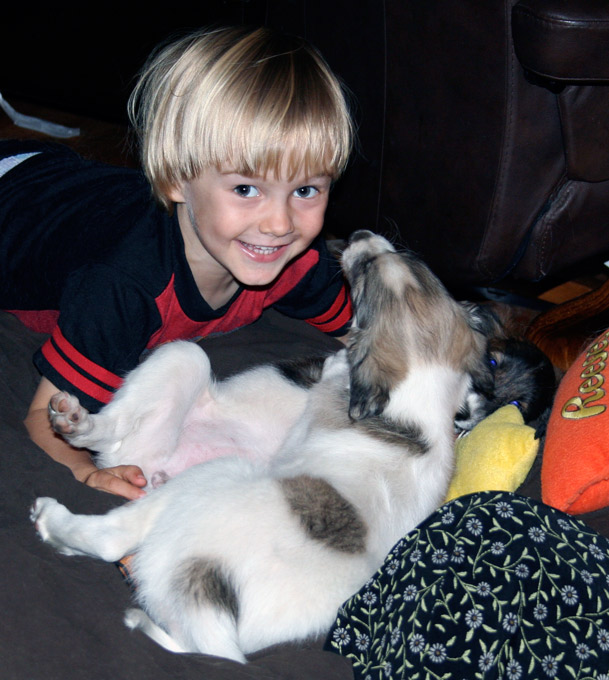 Surf Spots - Girl 2 with boy